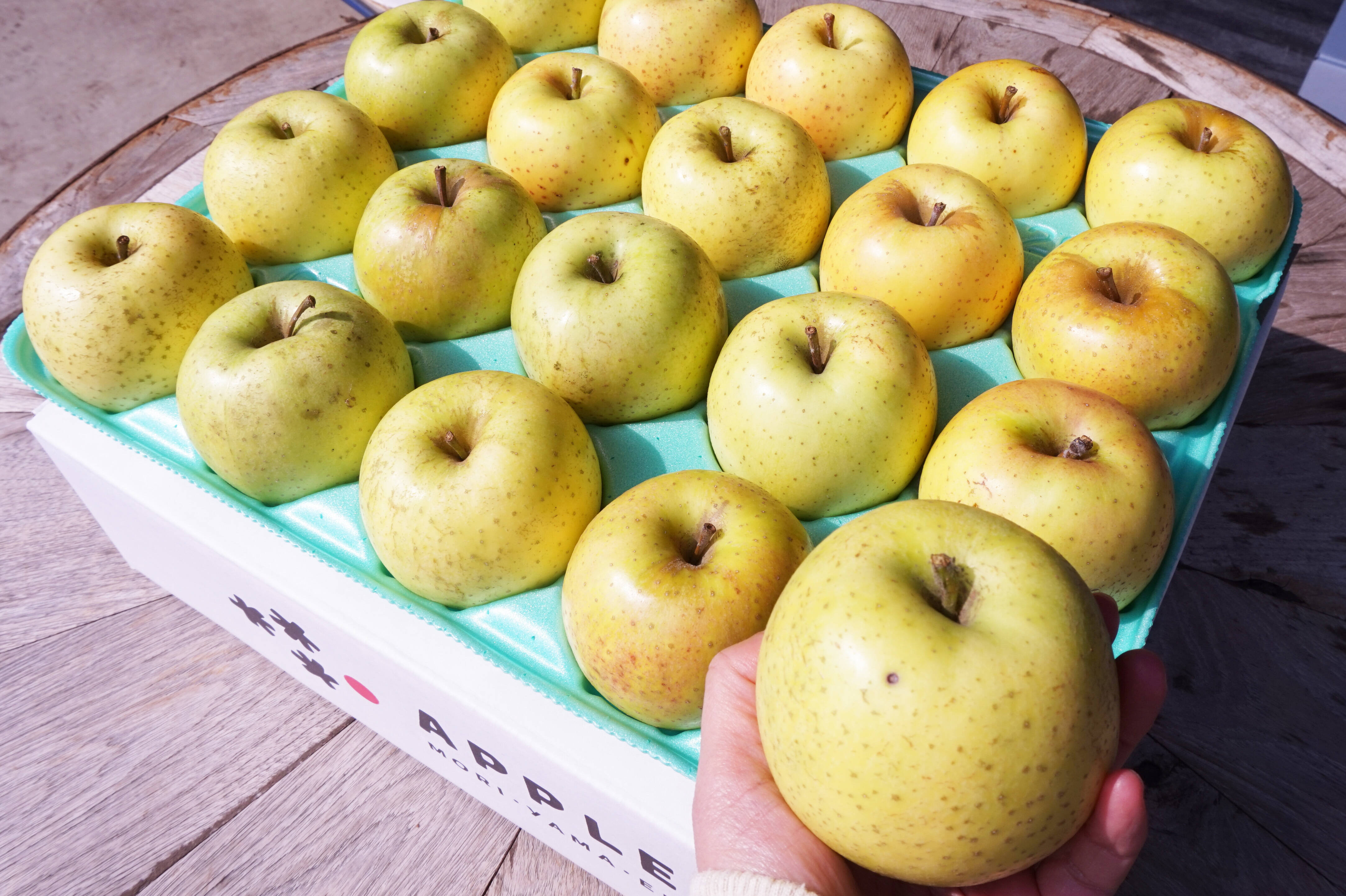 酸味控えめの甘いりんご 王林5kg🍏訳ありご家庭用 農薬50%減 特別栽培