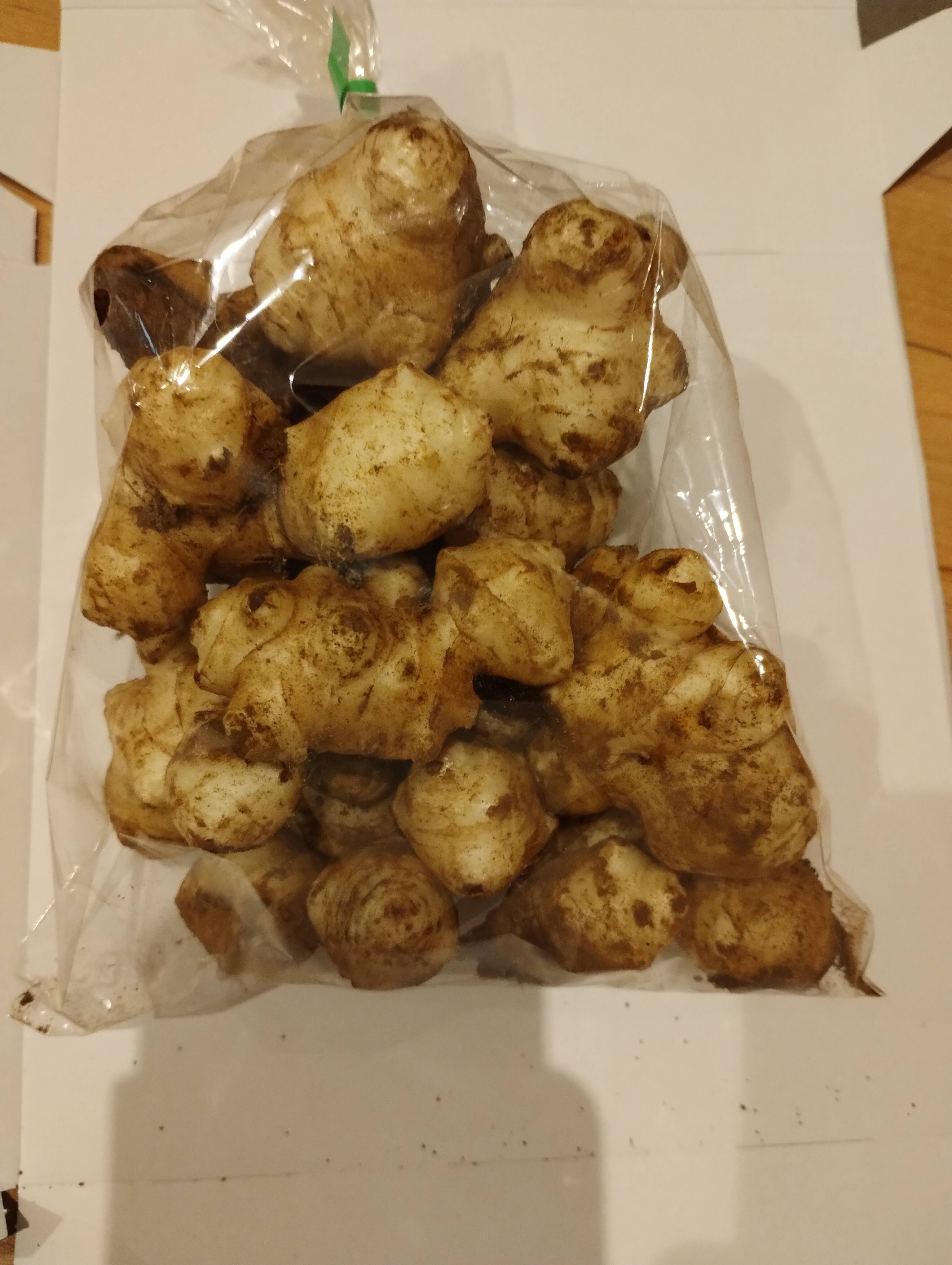 低カロリーのヘルシー食材！雪下で甘さがアップした『キクイモ