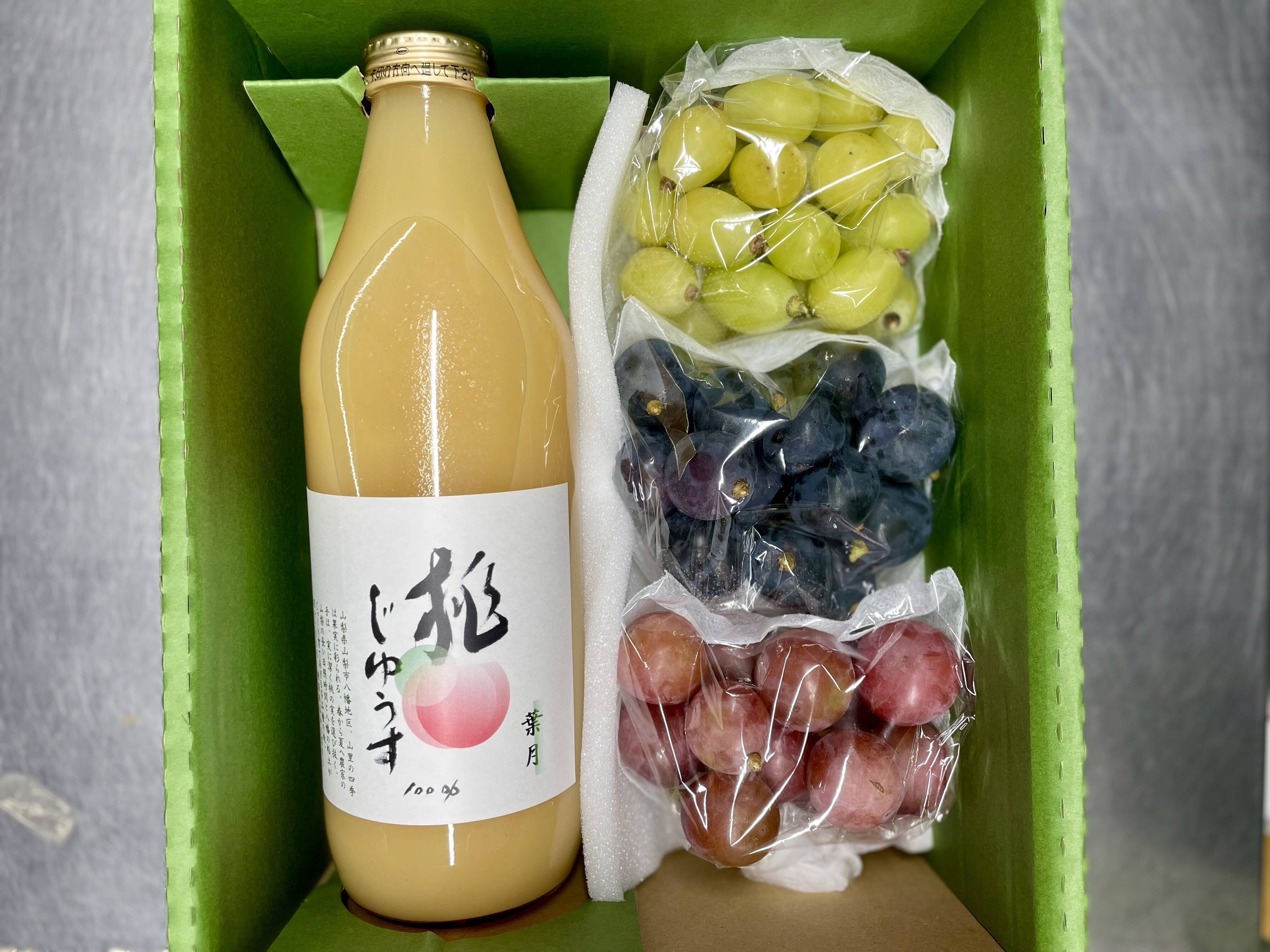 【ぜんぜん】 桃 As ① 同梱商品 秋ギフト】桃ジュースと粒ぶどう3色詰め合わせ：山梨県産のシャイン