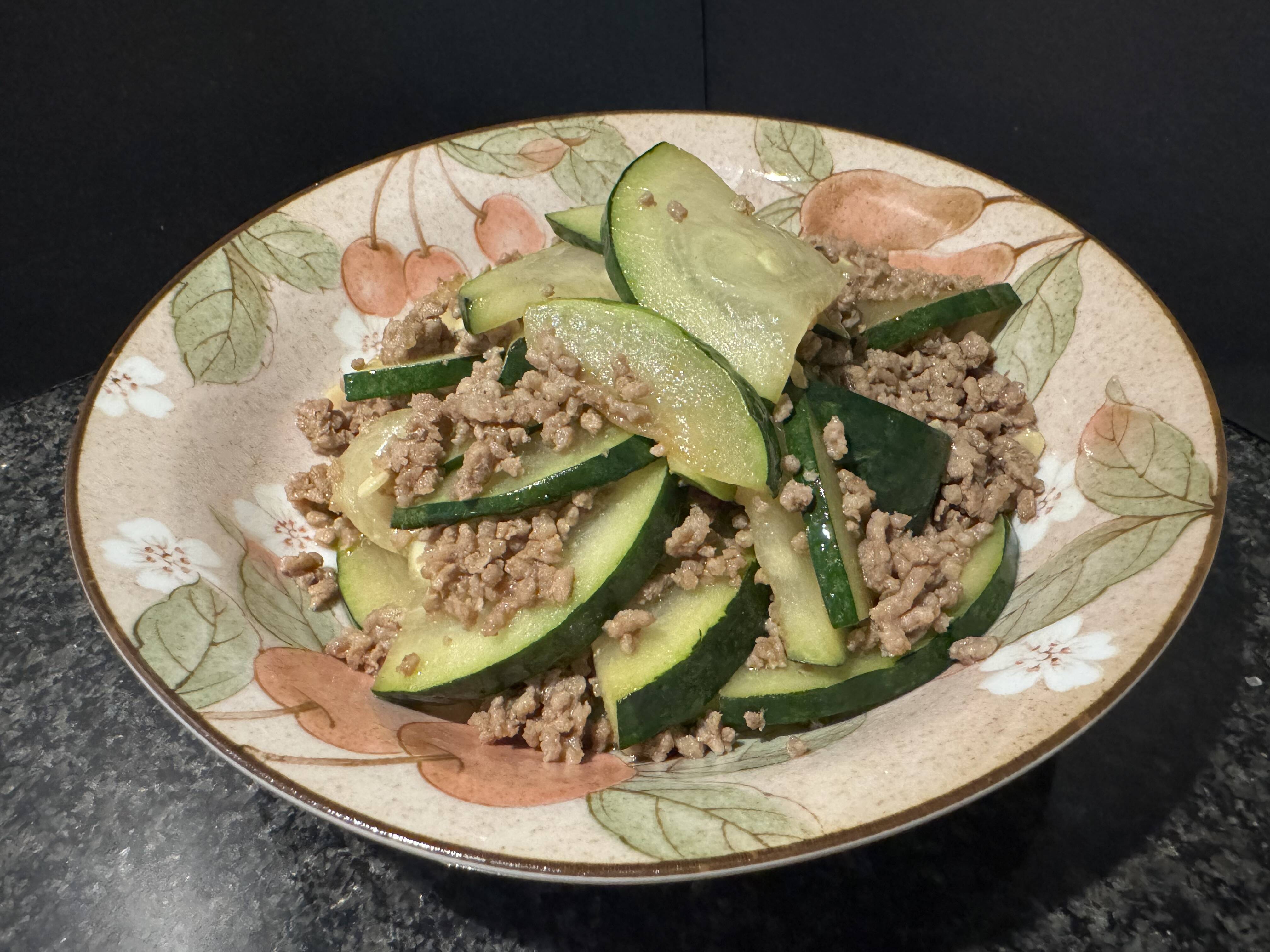摘果スイカの豚挽肉炒め