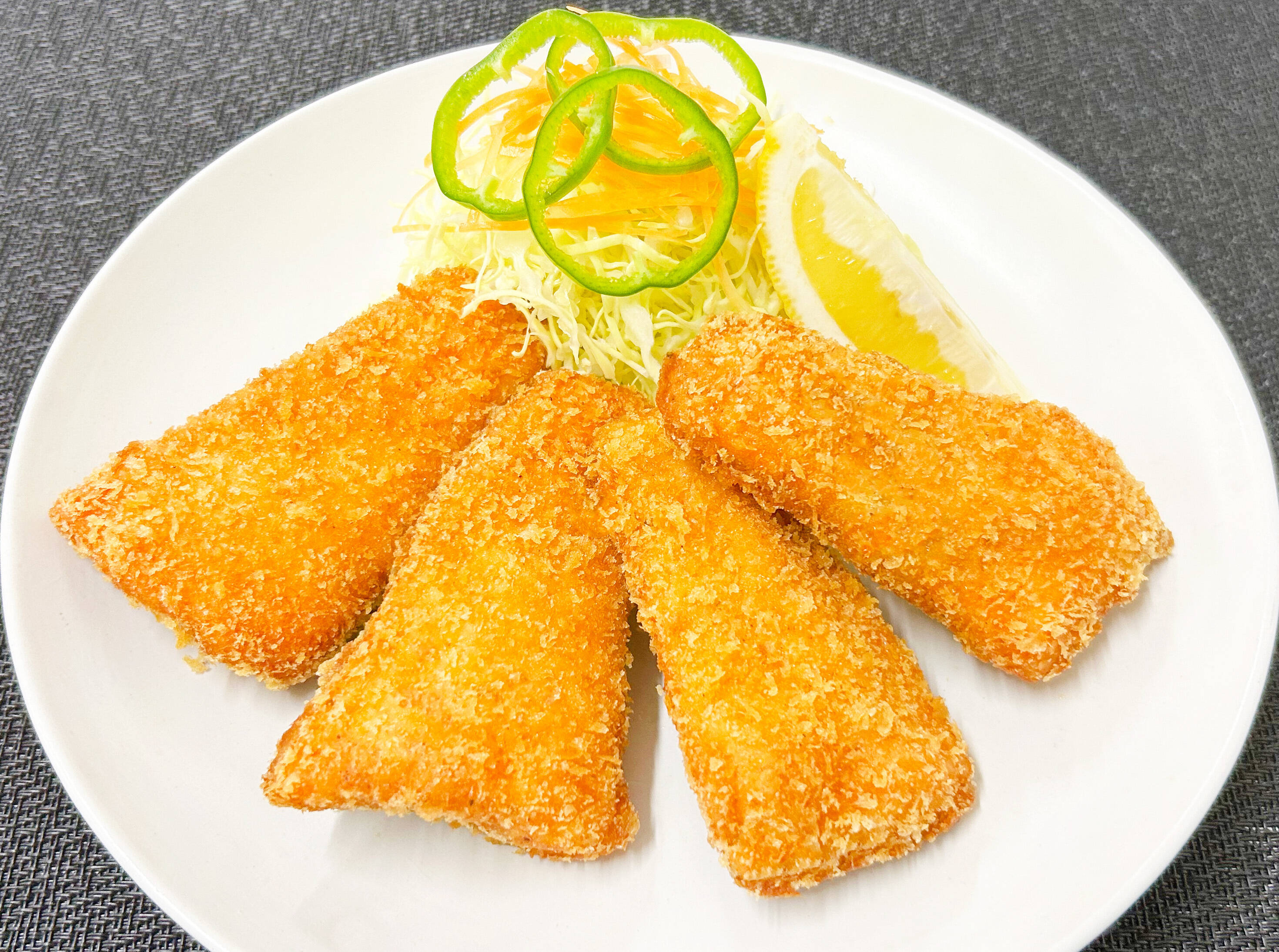 焼くだけ！ふっくらサクサク♪】甲州ワイン鱒フライ（1パック200g