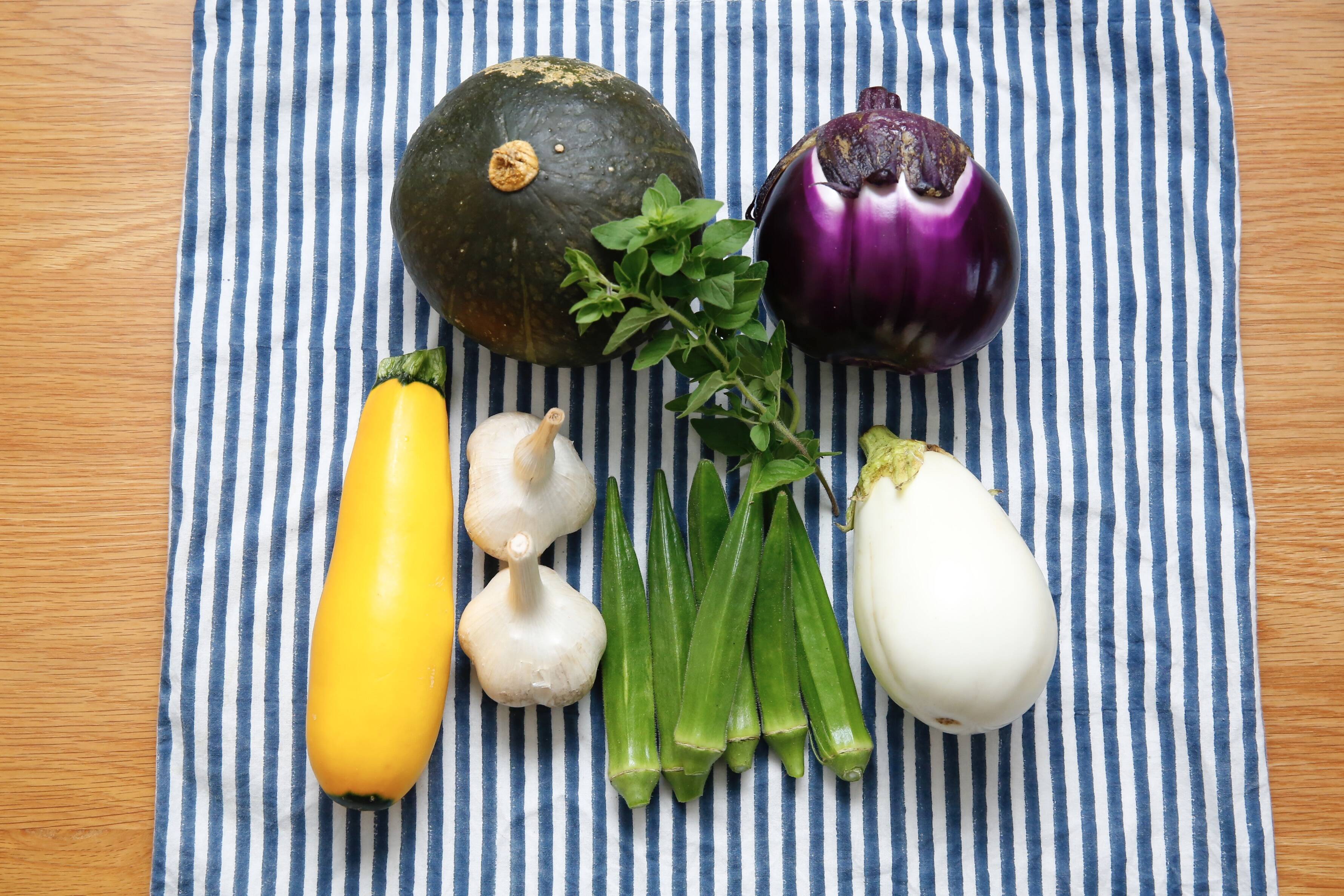 ゆっちょん様 野菜セット果物追加 Amazon | Just Like Home チョップフルーツ&野菜セット | 食べ物