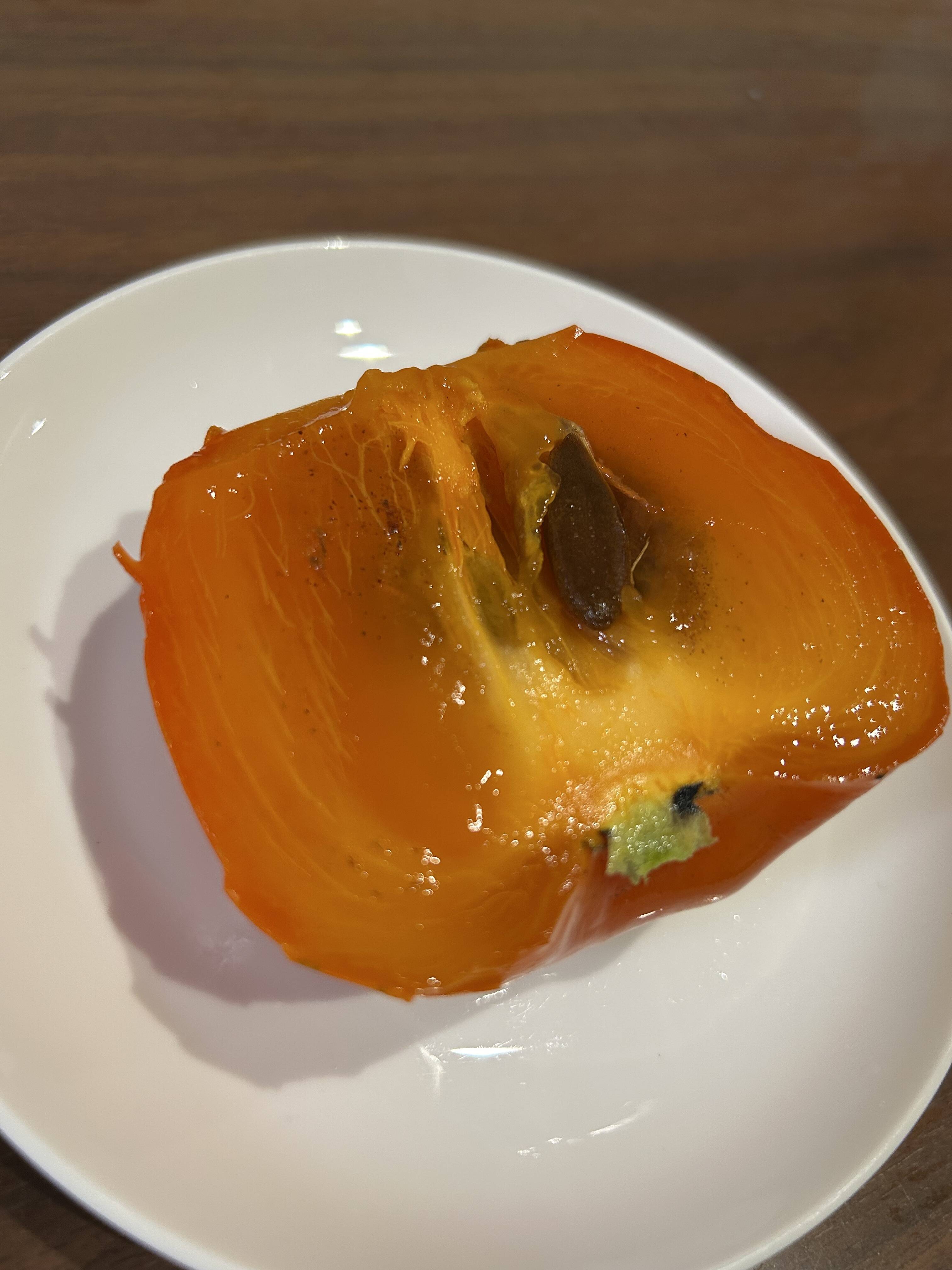 だいしろ柿用渋柿。ゼリーみたいな食感。冷やして美味しい!約2kg(5〜6個):福井県産の代白柿|食べチョク|産地直送(産直)お取り寄せ通販 ...