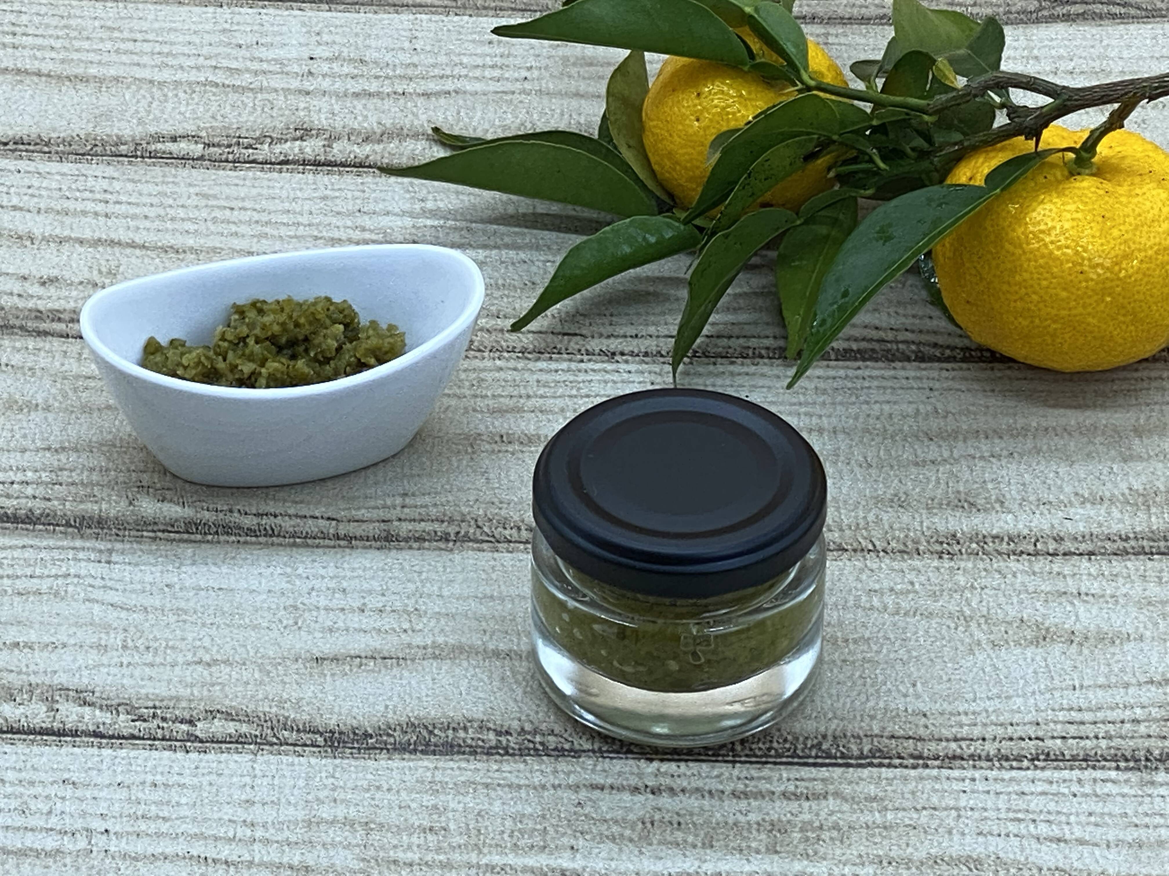 柚子胡椒さませんようです 期間限定】大好評！人生が変わる⁈柚子胡椒（50g）：兵庫県産の