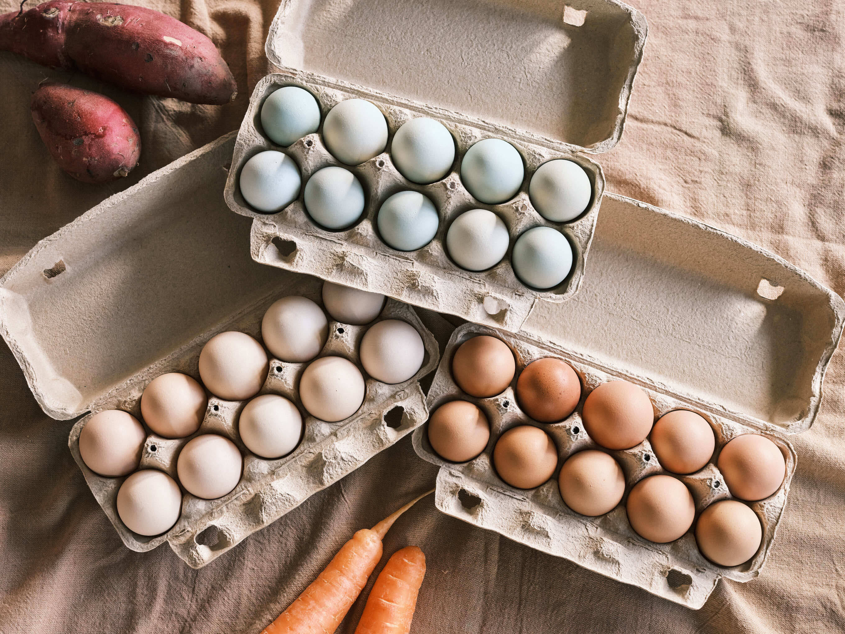 10個×3パック】オススメ！南阿蘇村 平飼いニワトリの「3色たまご」食べ