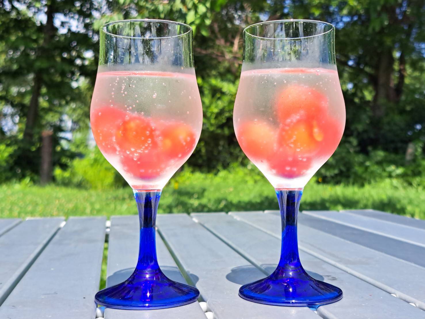 さくらんぼ EASTBEE チェリー 4号缶 ( 固形量230g / 約21～29粒入り