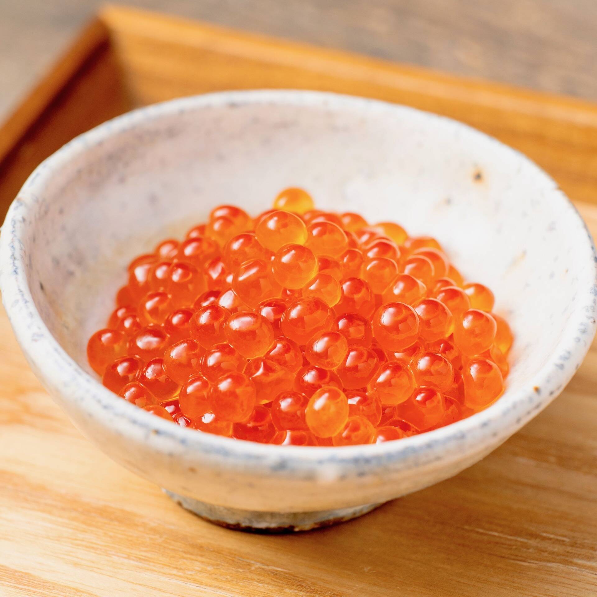 イクラ醤油漬け 100g×2パック／3D冷凍：北海道産の加工品｜食べチョク