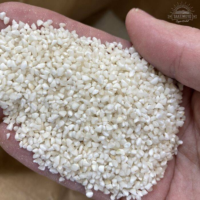 30kg 小米 鳥の餌 砕米 色彩選別機で飛ばしたお米等です 訳あり米】 20kg 砕米 (小米 鳥の餌 くず米 訳あり ふるい下 うるち米