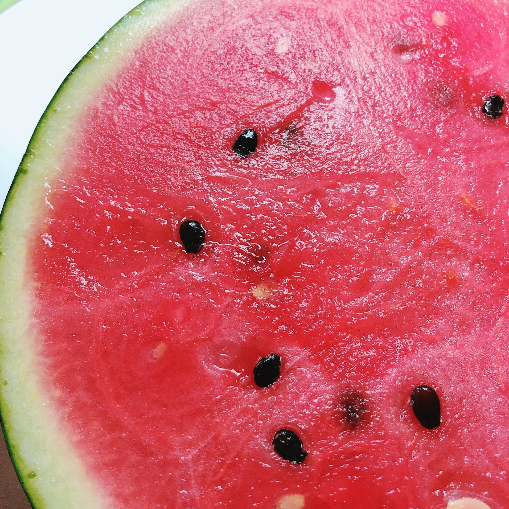 ともすけさんが大成農園さんの 販売終了 特選 大玉スイカ 2l 7 8kg 一玉入り 一つ一つあなたのために厳選しお届けします が 届いたよ を投稿しました 食べチョク