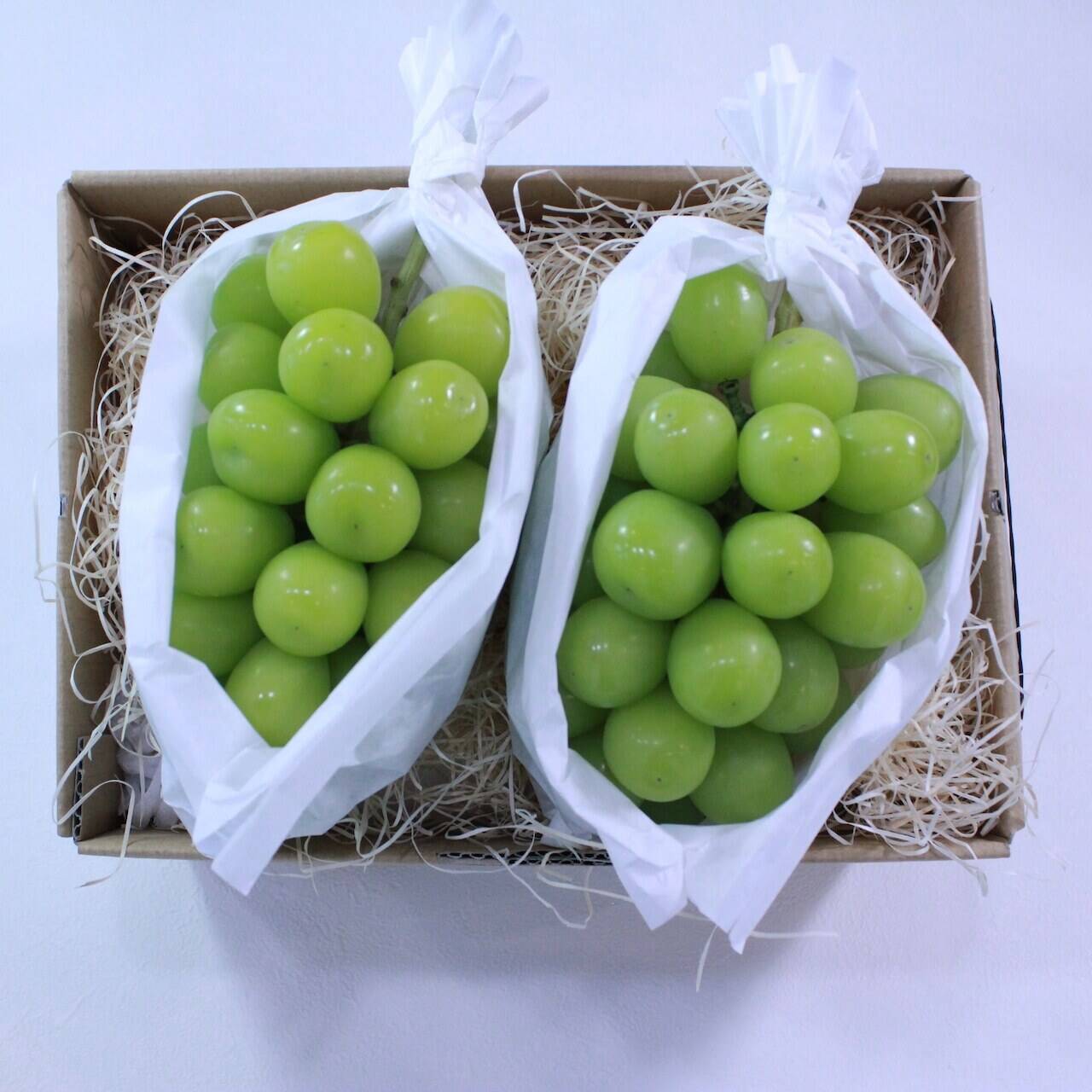 長野県産】 シャインマスカット 贈答用 1.3kg（2~3房入り）：長野県産