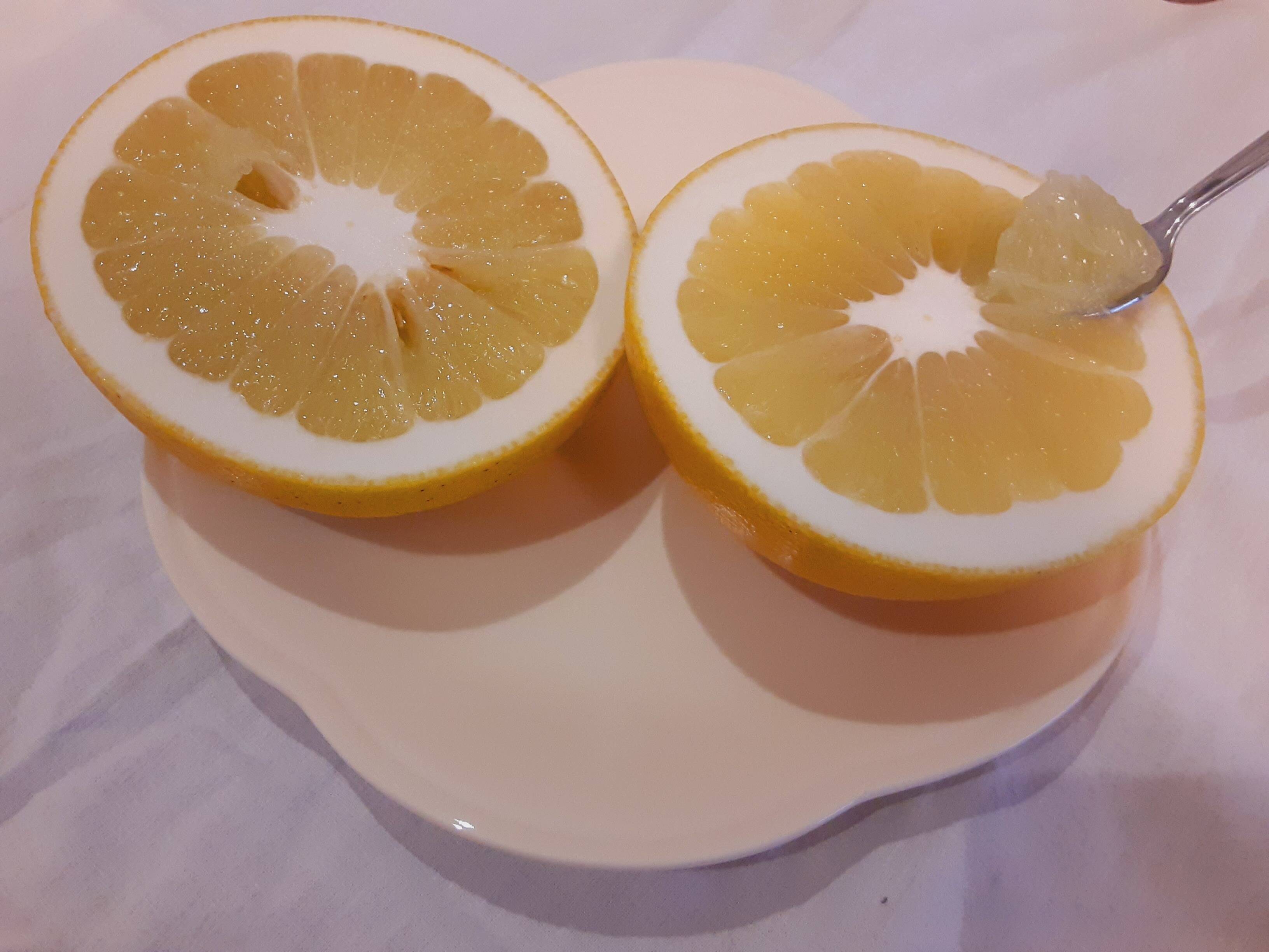 食べ切りサイズ♪ 土佐文旦 小玉(M〜2Lサイズ、250～550g) 3kg