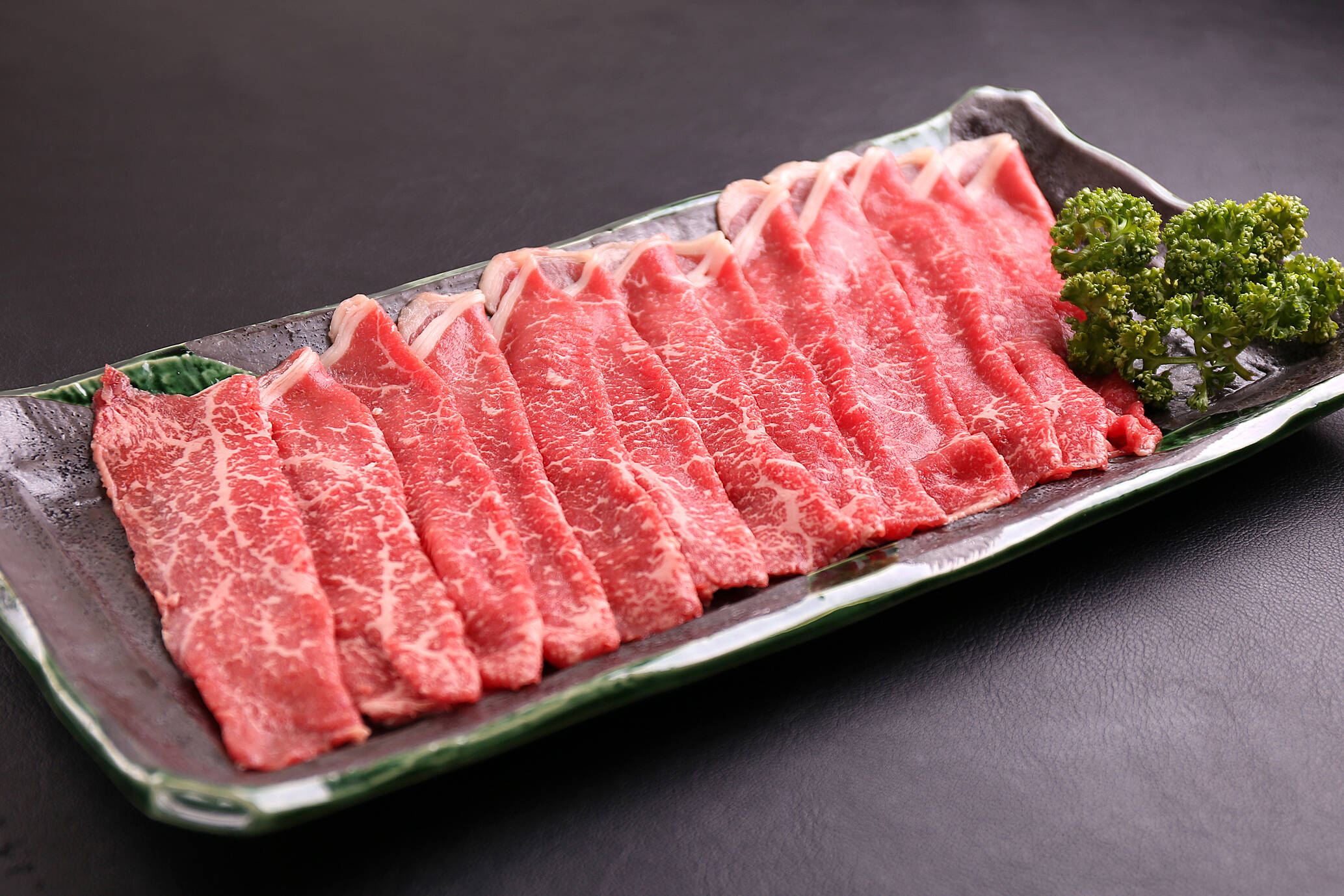 すき焼•焼しゃぶ用 赤身肉】最高級A5ランク佐賀牛 (1kg）：佐賀県産の