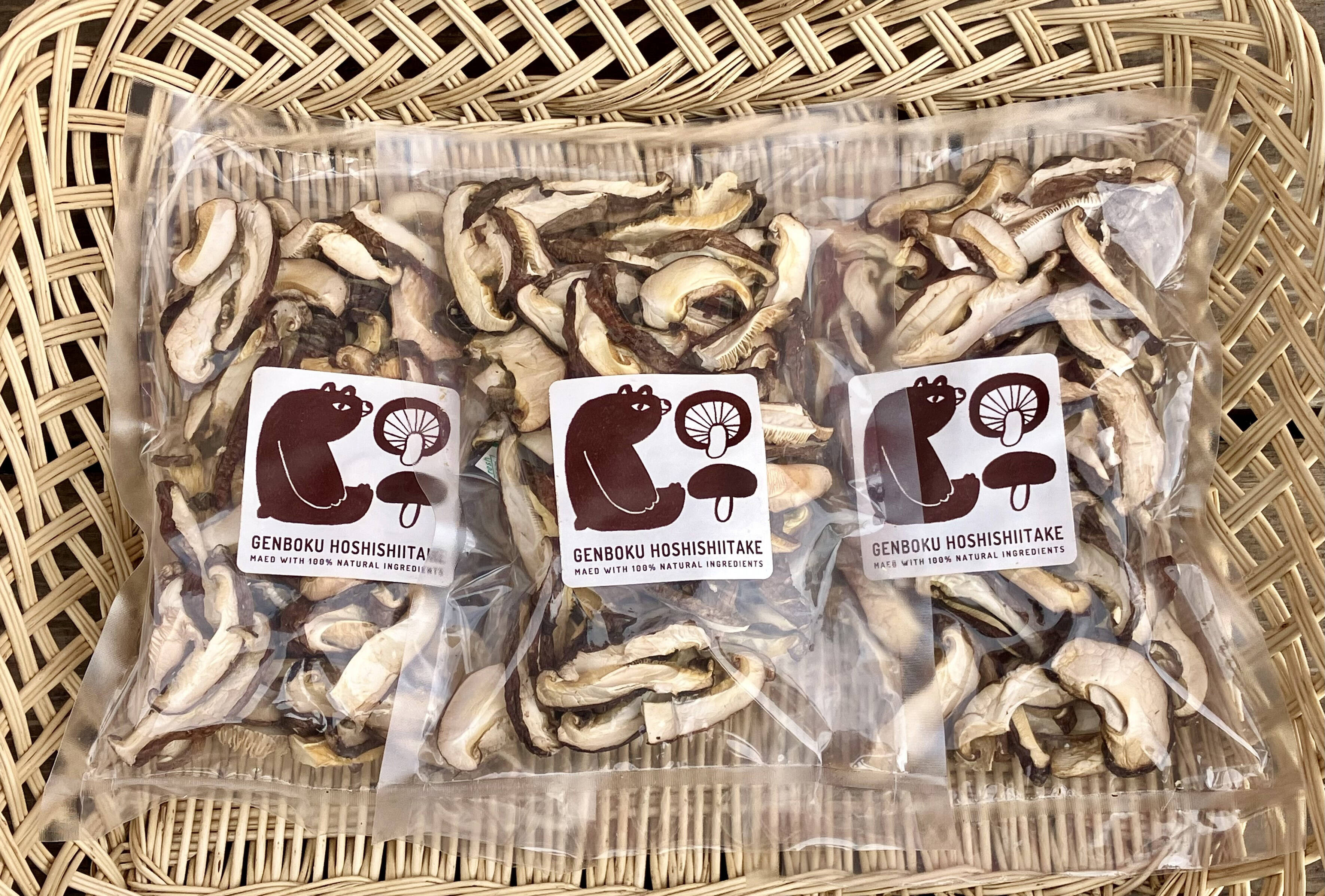 メグ　　静岡県伊豆産　極肉厚　原木乾燥しいたけ　スライス　1kｇ　ｂ oitaniku100x5.jpg
