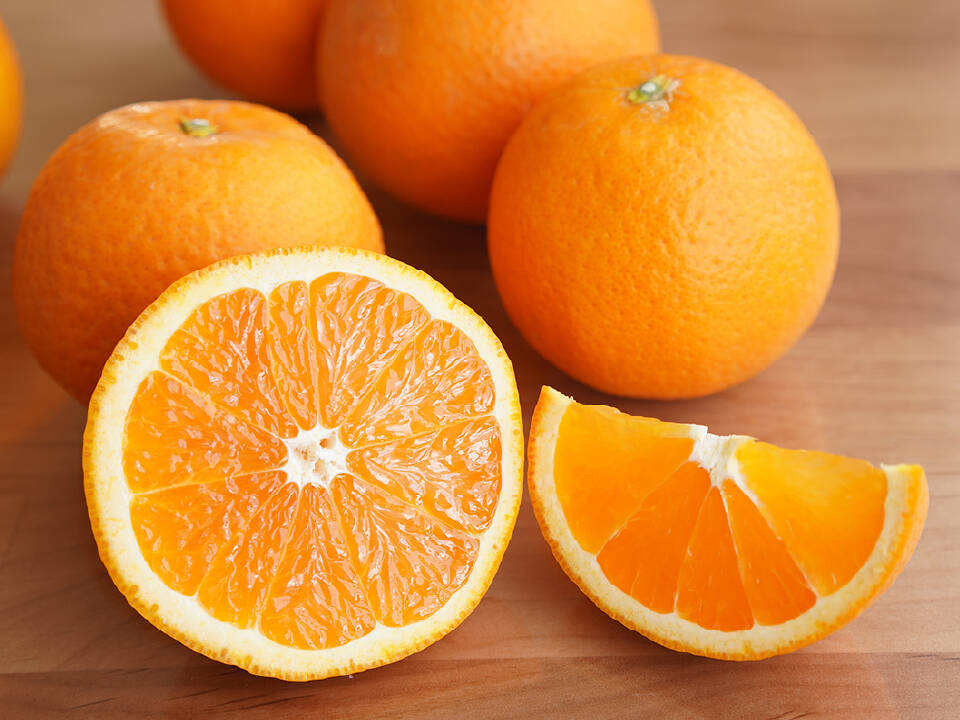 清見｜春先まで樹上完熟させた濃厚な味わい！みかんとオレンジのかけ