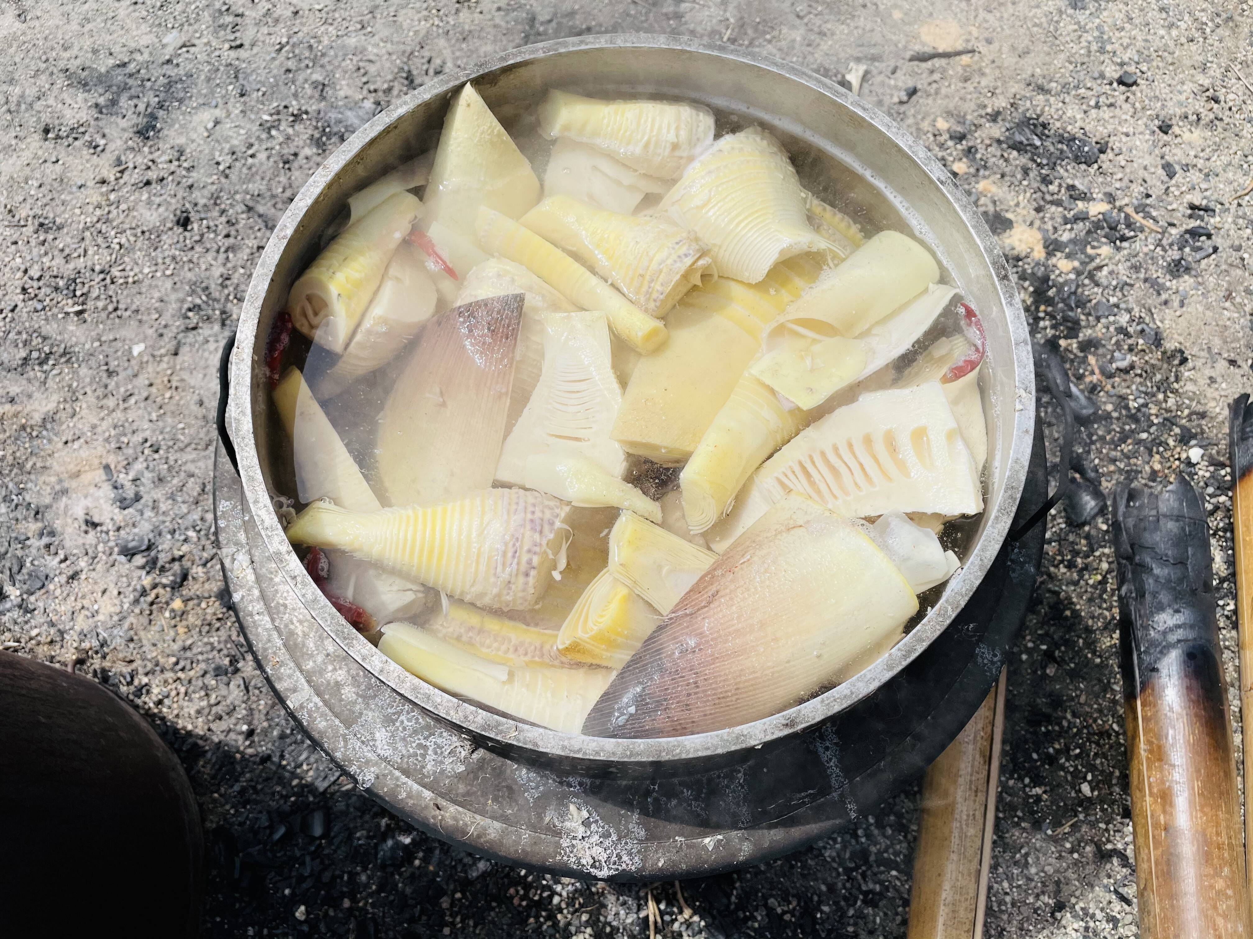 ☆即調理可☆アクの少ないたけのこ水煮たっぷり2kg!【割安】：長野県産