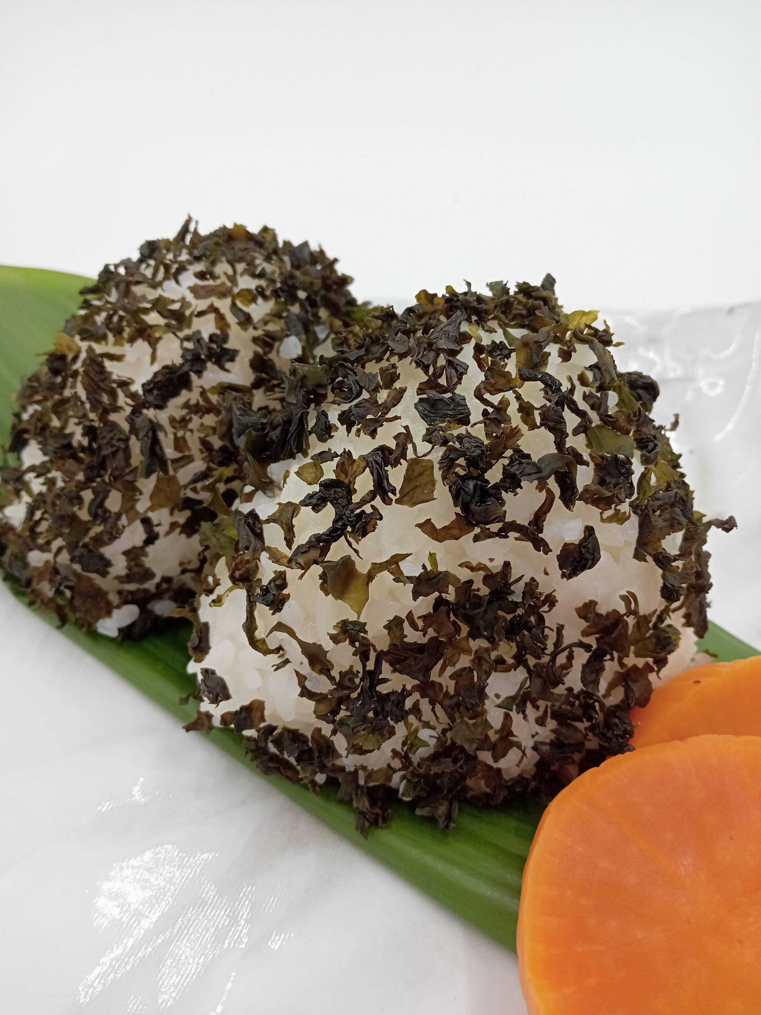 天然・天日仕上げ】カリカリタイプの乾刻みわかめ 4袋！！ 1袋20g