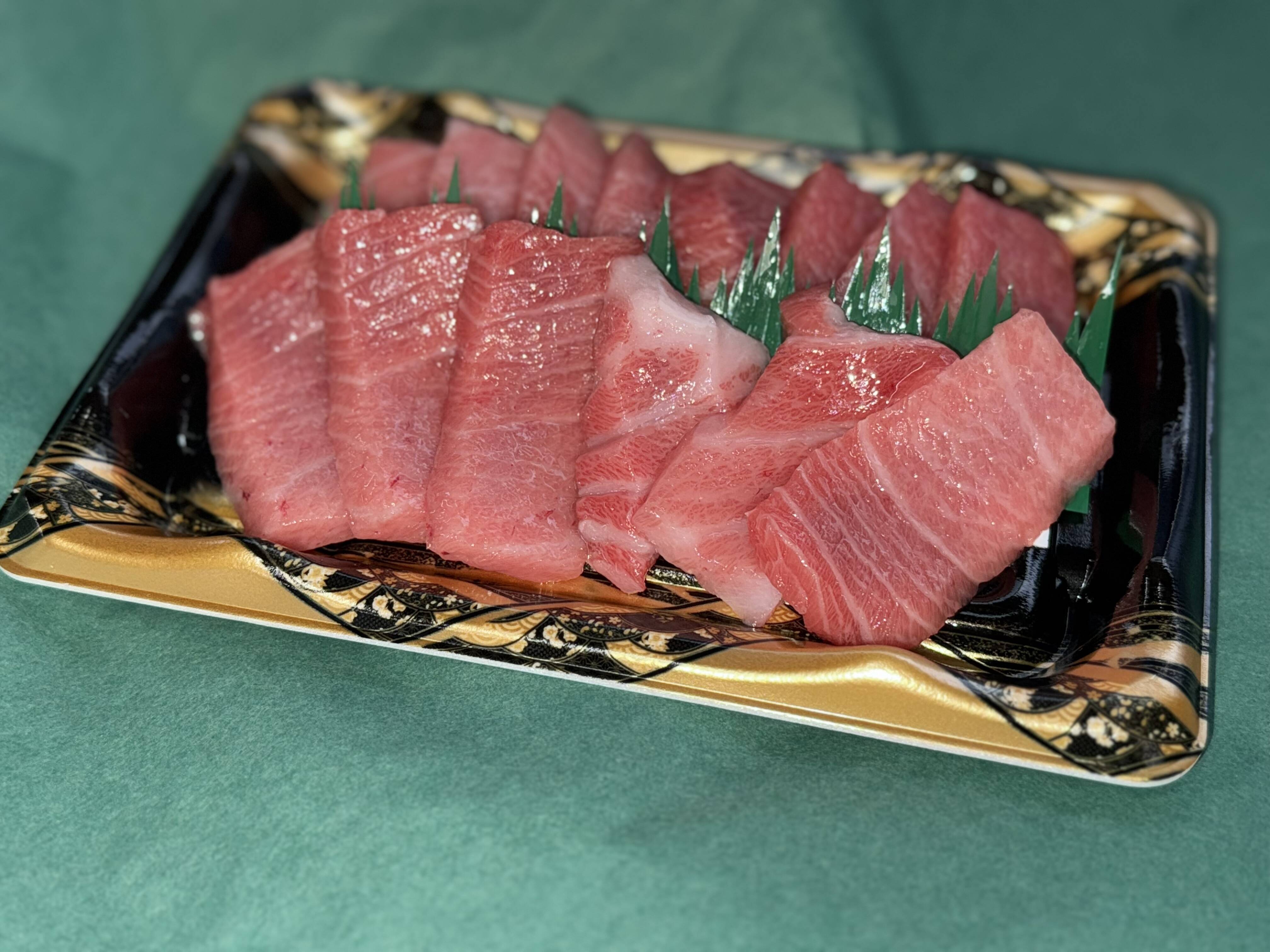 大間まぐろ カット済み大トロ200g：青森県産のマグロ｜食べチョク