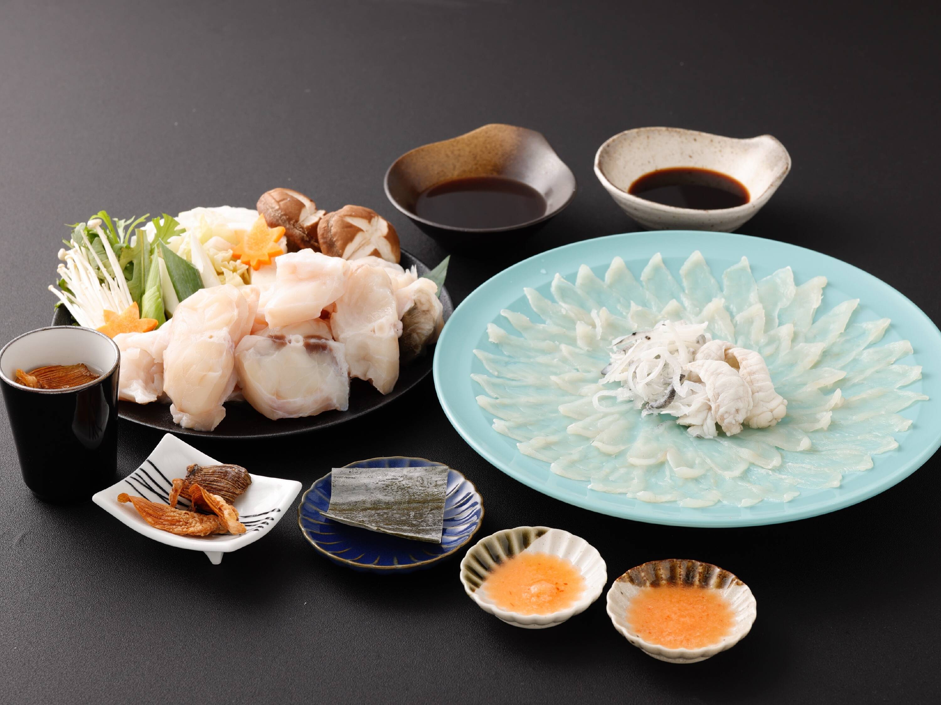トラフグ刺しセット 国産養殖！とらふぐフルコース（刺身・鍋セット） 『焼きひれ