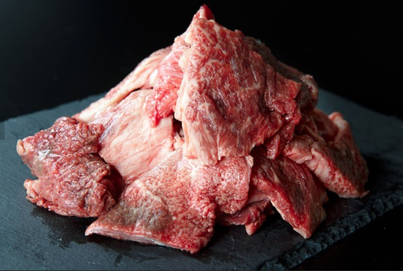 お買い得 山形県産のお米で育った黒毛和牛 和の奏 牛すじ2kg 山形県産の肉 食べチョク 産地直送 産直 お取り寄せ通販 農家 漁師から旬の食材を直送