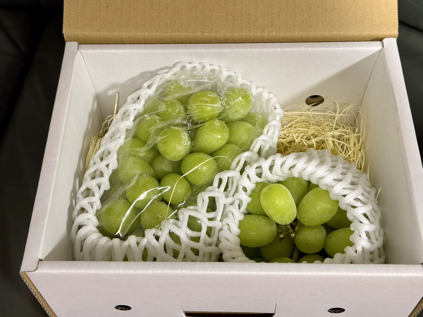 ☆訳あり特価☆長野県産 シャインマスカット 2kg(3~5房) 産地