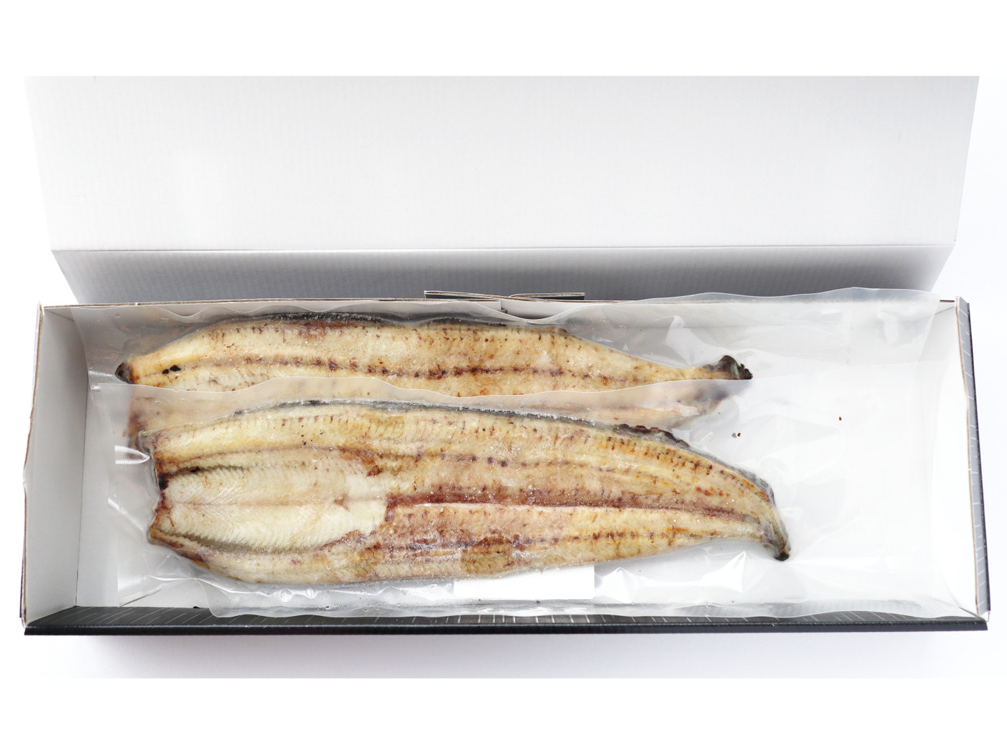 ネットで注文 2024年度新仔！丸和うなぎ白焼き(普通サイズ) X 2尾 ※1尾 130g 魚介類(加工食品)