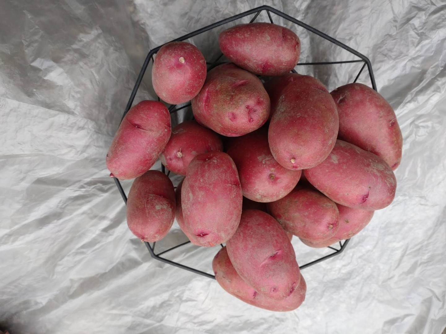 新ジャガ レッドムーン 2kg：奈良県産のレッドムーン｜食べ