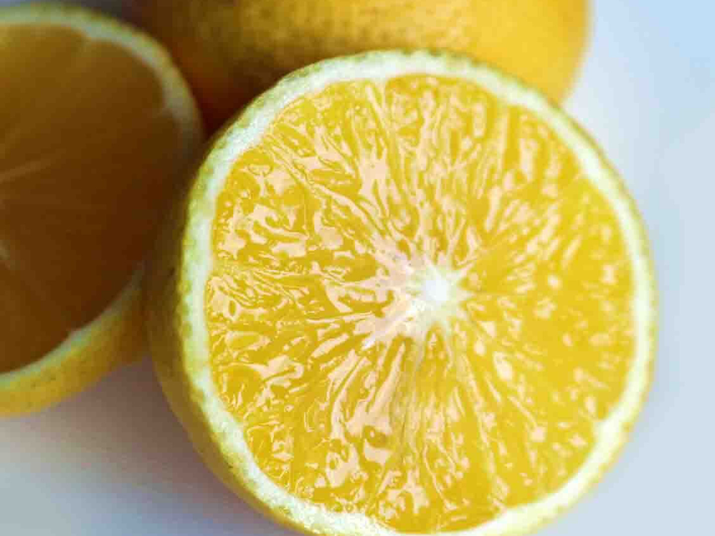 奇跡の果実！ ゴールデンオレンジ 黄金柑 2kg あふれる果汁と