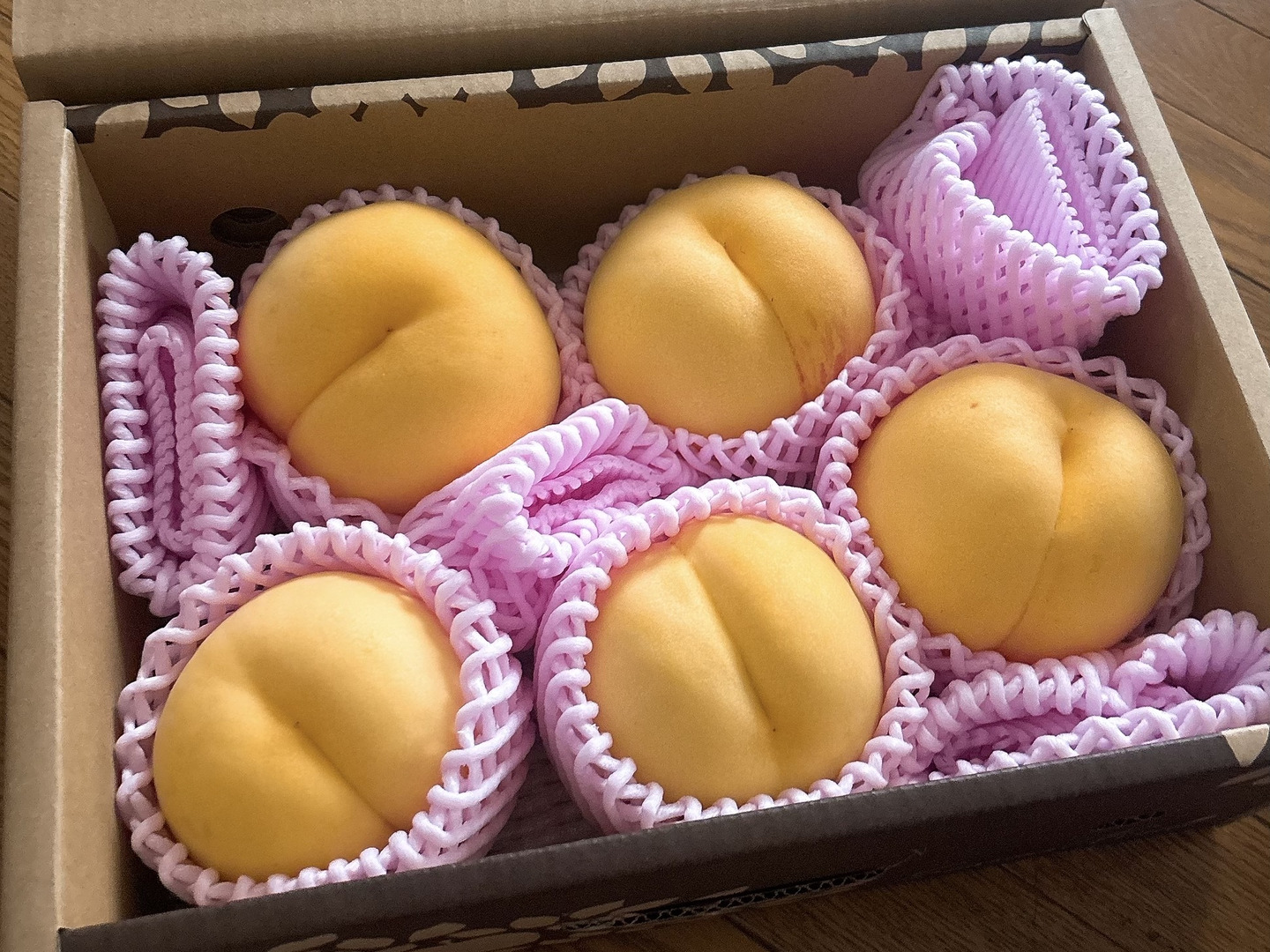 訳ありよりもお買得！超訳あり品 【限定100箱】 白桃・黄桃 品種