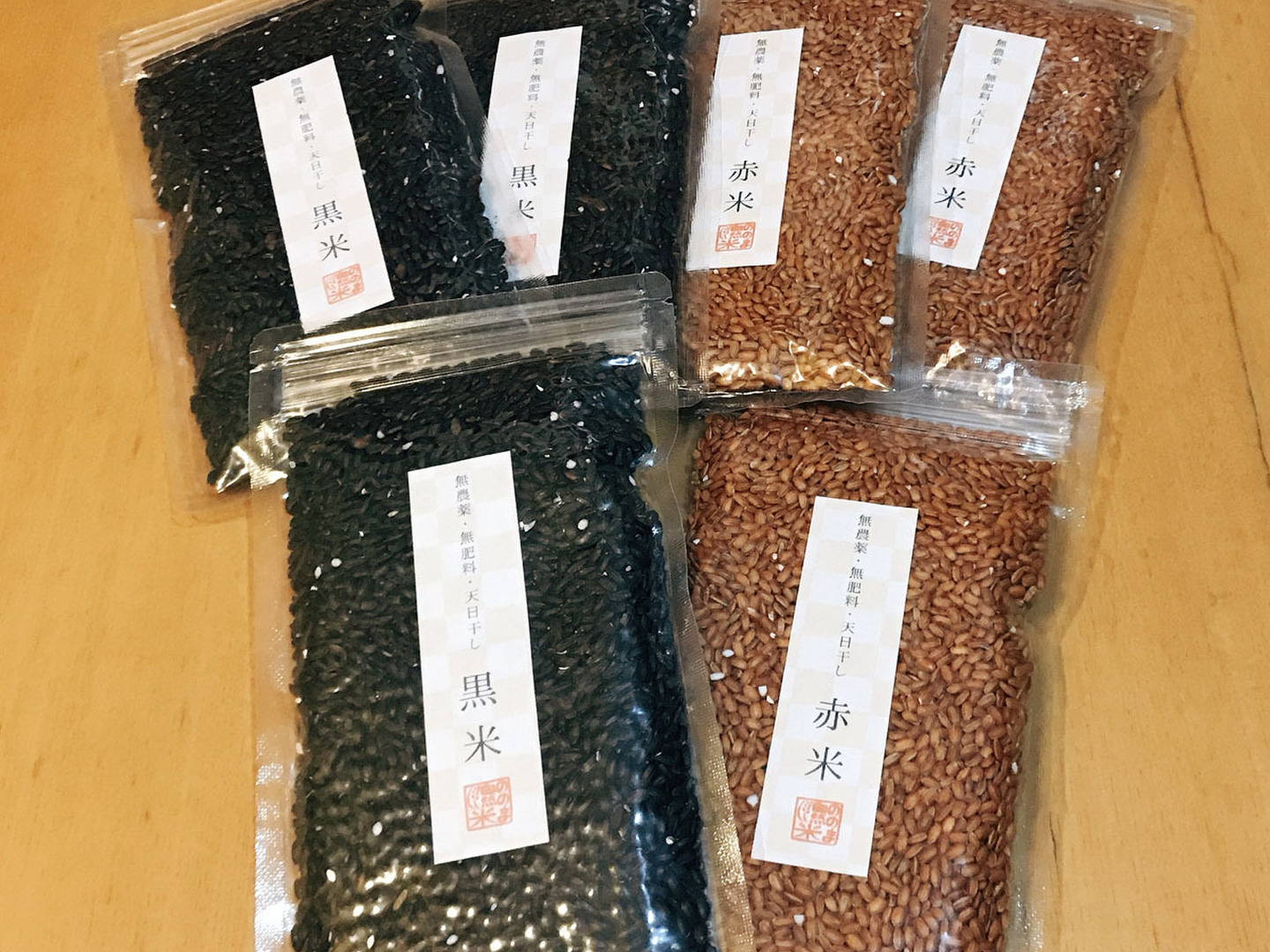 超特価激安 メール便〉赤米・黒米よりどり6個【無肥料・栽培期間中農薬不 米・雑穀・粉類