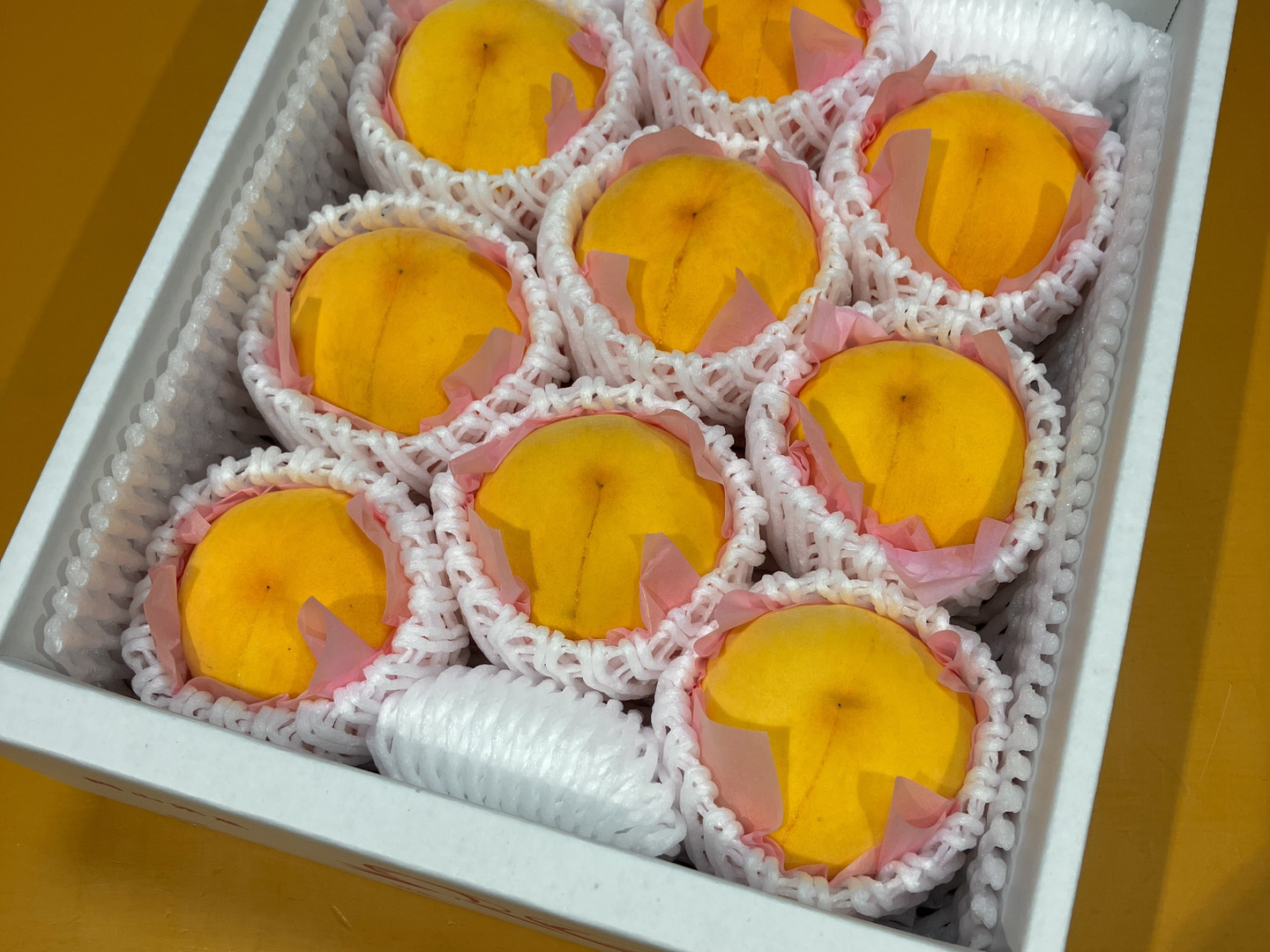 🍑おかやまの桃 ゴールデンピーチ 中箱【6～12個】【ご自宅用】：岡山