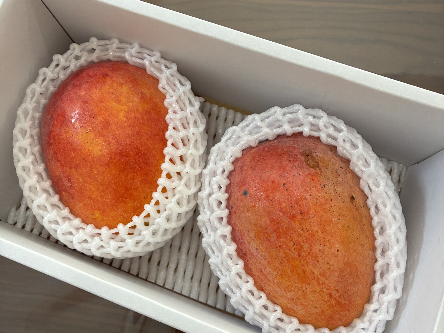 南国鹿児島の【完熟マンゴー2~3玉】（1kg）贈答用：鹿児島県産の