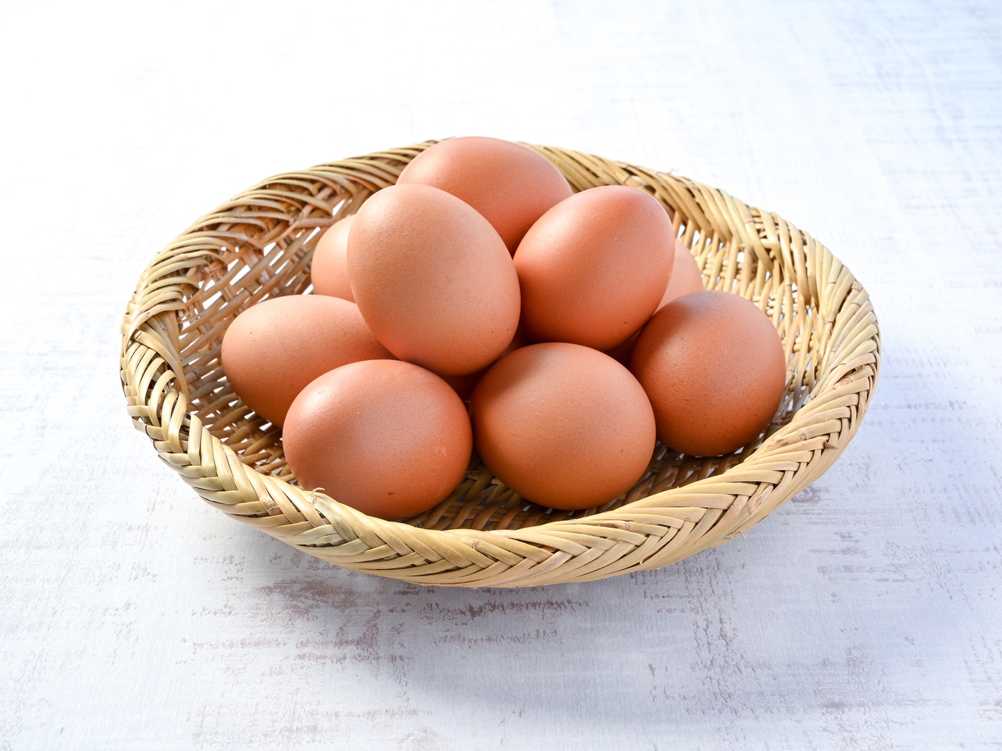 限定値引！【40玉入り】濃厚な黄身！白身は爽やか！平飼い卵