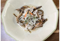 【旬の出会い】シャキとろ食感！新玉ねぎといかなごの南蛮和え