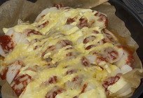 子供たちが取り合い！鮭と新玉ねぎのケチャマヨチーズ蒸し