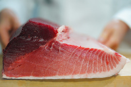 【職人技が光る】手切りだから旨い！本マグロ大トロ＆メバチマグロ中赤身【急冷国産天然生】500g前後食べ比べセット（100~400g×2～3パック）