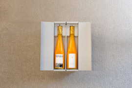 【賞味期限間近　お得】【父の日ギフト】日下みかんストレートジュース　瓶500ml×2本(化粧箱入)　賞味期限　2026年8月