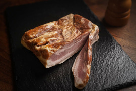 【訳アリ】賞味期限4月商品★ベーコンブロック