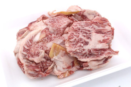 【数量限定品】兵庫県産黒毛和牛（経産牛）「赤身肉のスジ（煮込み用）500g/パック×４」