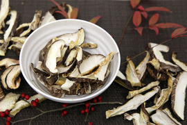 超絶旨味の『原木栽培』乾燥スライスしいたけ！