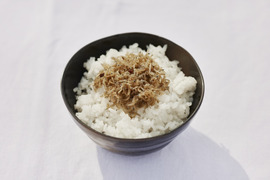 化学調味料不使用！淡路島産あわじ牛ちりめん！80g