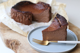 濃厚プレミアムバスクチーズケーキ/チョコ/Premium Basque Cheesecake