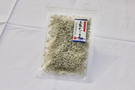化学調味料不使用！淡路島産上乾ちりめん！80g