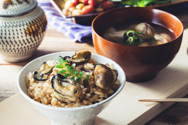大好評の加熱調理用　むき身　意外と簡単に調理ができます 【農水省送料無料事業特別価格】