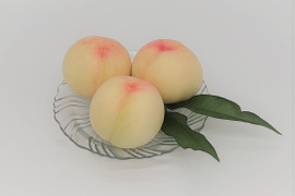 おかやま夢白桃／果汁たっぷり！清水白桃に次ぐ人気の新品種(1.0kg 3玉)2023