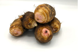 ヌメリはやや控えめでホクホクした食感のサトイモ『赤芽大吉』400g×3袋