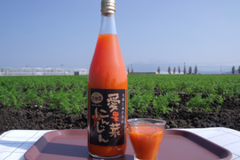 【予約専用】長崎県産　愛果菜にんじんジュース４セット【旬の穫れたて野菜付】