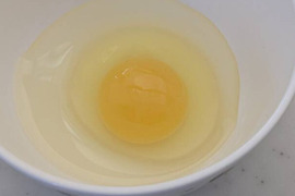 【初卵入り平飼い卵20個セット】