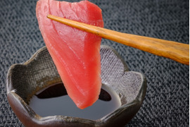 【敬老の日】旨味たっぷり💛「赤身600g」切り落し柵 大きさ不揃いの柵 (皮・骨・血合いなし)💫切るだけ簡単調理！