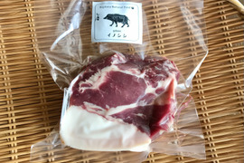 特Aクラス🏆✨イノシシ《ジビエ》【希少❣️猪肉肩ロース 370g ブロック】250325-6