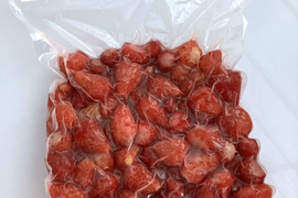 ジャムやシロップ作りに◎冷凍いちご『かおり野』（1kg）